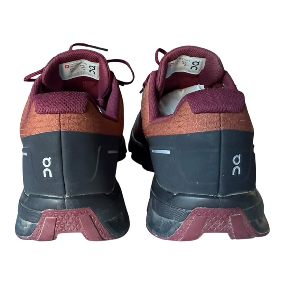 On Cloudventure Waterproof Shoes, Women’s size 8 - Picture 5 of 10